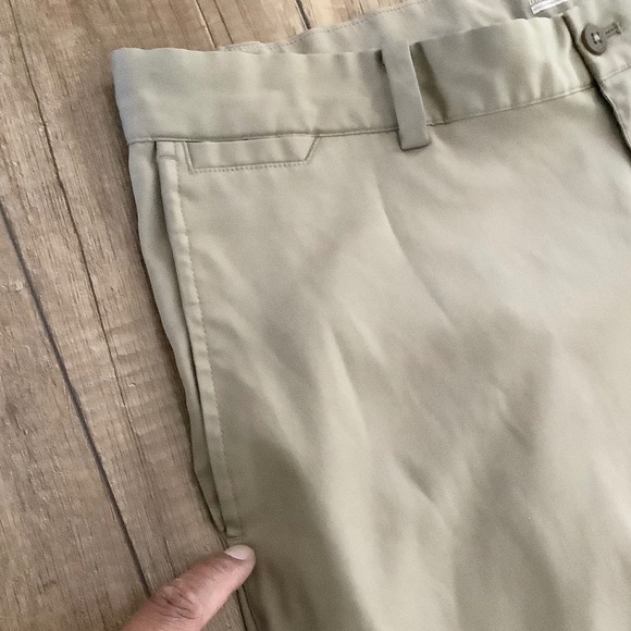 Mens Sz 38 x 32 Nike Dri Fit Khaki Golf Pants polyester spandex 906780-235 - Picture 4 of 9